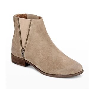New!‎ Frye Carly Zip Chelsea Suede Ankle Boot